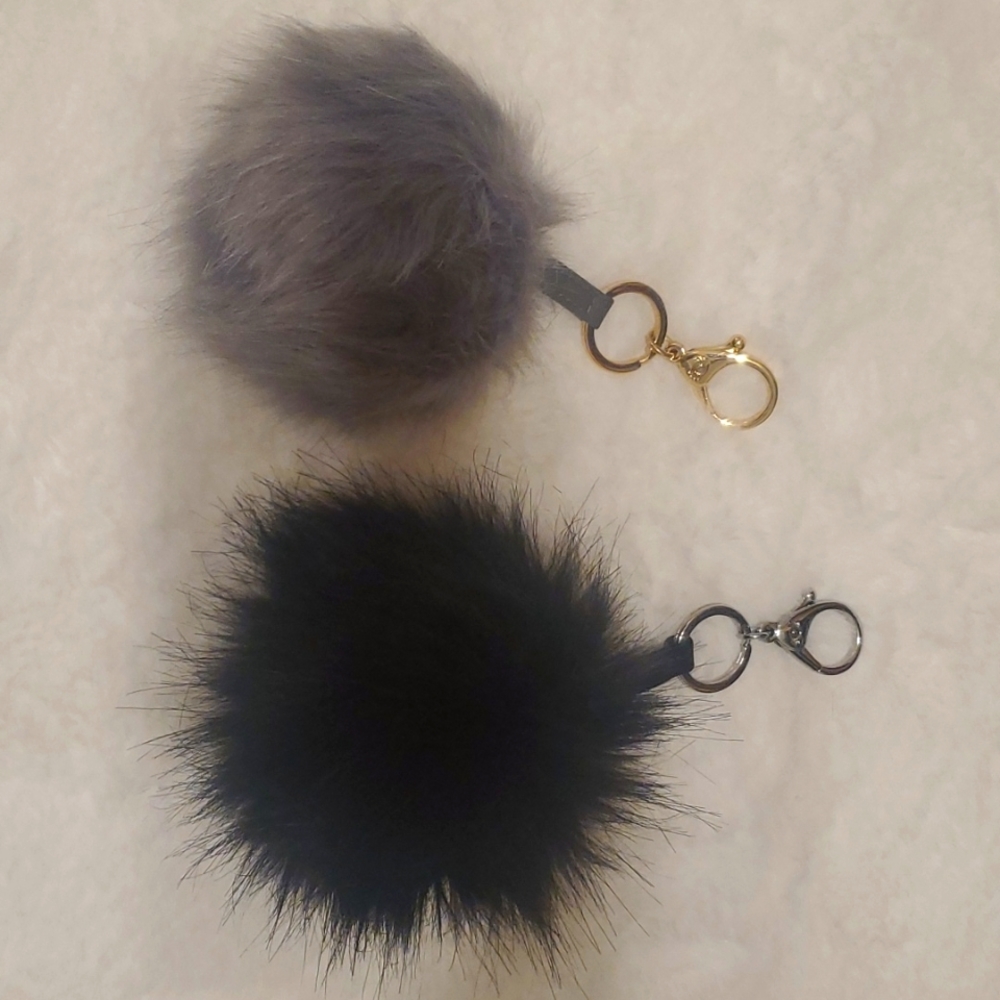 Itzy Ritzy Bag Charm Pouf keychains